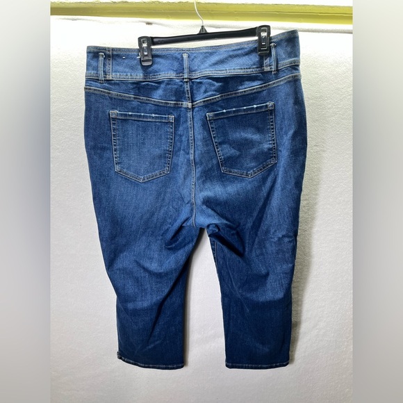 Lane Bryant Flex Magic Waistband Ultra High Rise Straight Capri Womens 20W 2417 - Picture 8 of 10